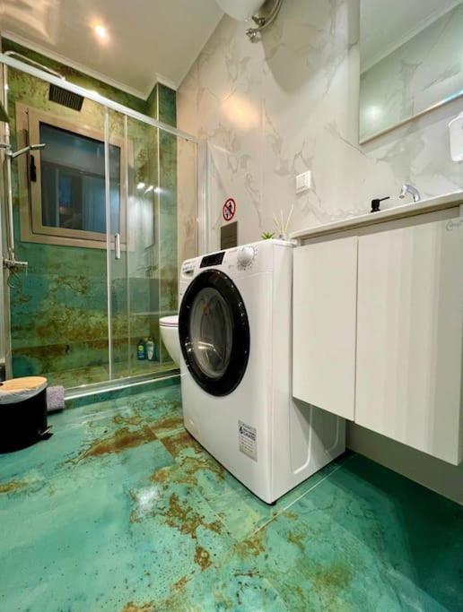 Smart Modern Apartment B เอเธนส์ ภายนอก รูปภาพ